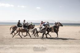 Buzkashi, Kok-boru