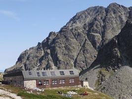 Zbojnicka cottage, Tatra mountains, Slovakia - Img source: wikimedia.org, Jerzy Opiola