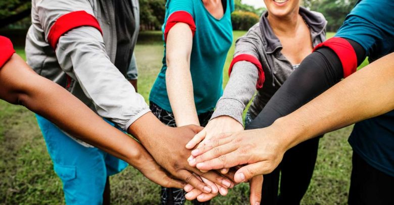 Group activity, smile